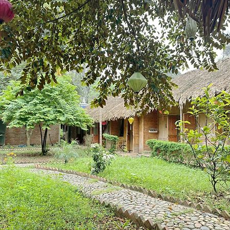 Quoc Khanh Bamboo Homestay Νιν Μπιν Εξωτερικό φωτογραφία