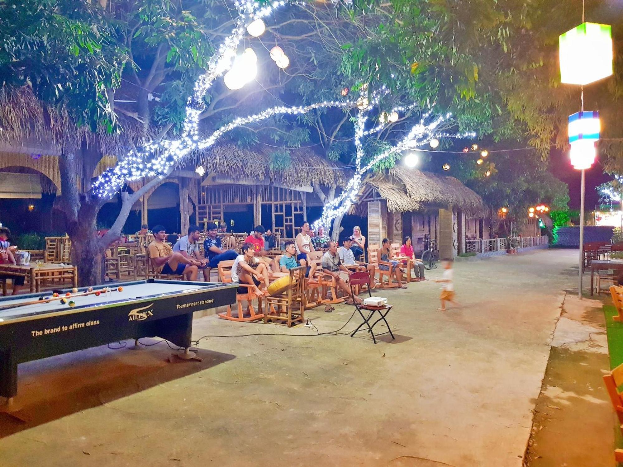 Quoc Khanh Bamboo Homestay Νιν Μπιν Εξωτερικό φωτογραφία