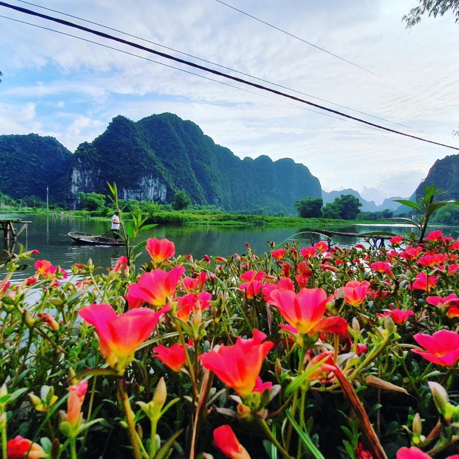 Quoc Khanh Bamboo Homestay Νιν Μπιν Εξωτερικό φωτογραφία